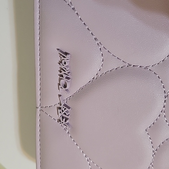 Betsey Johnson Lavender Quilted Long Zippy Wallet NWT RETAIL $58+ - Picture 6 of 10